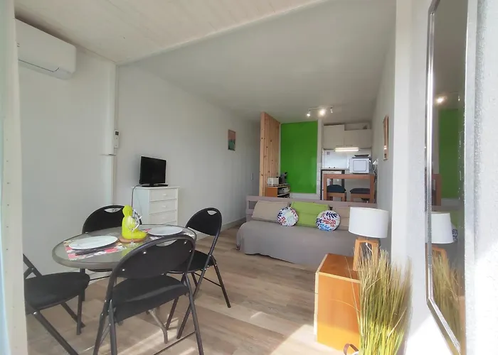 Apartment 613, Port Nature 6 Au Village Naturiste